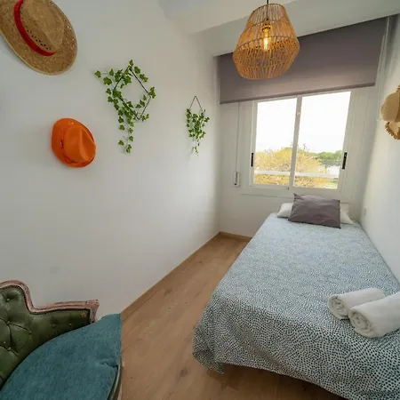 Homeholidaysrentals Eiffel - Costa Barcelona Apartment