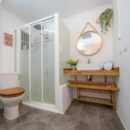 Apartment Homeholidaysrentals Eiffel - Costa Barcelona