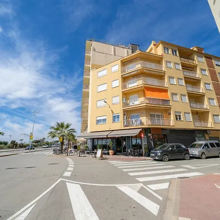 Homeholidaysrentals Eiffel - Costa Barcelona