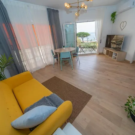 Homeholidaysrentals Eiffel - Costa Barcelona Апартаменты Пинеда-де-Мар