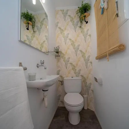 Апартаменты Homeholidaysrentals Eiffel - Costa Barcelona Пинеда-де-Мар